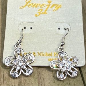 NWT Jewelry 31 rhinestone flower floral drop earrings silver boho hippy
